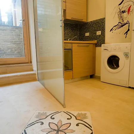 Silenzioso Monolocale In Zona Parioli דירה *